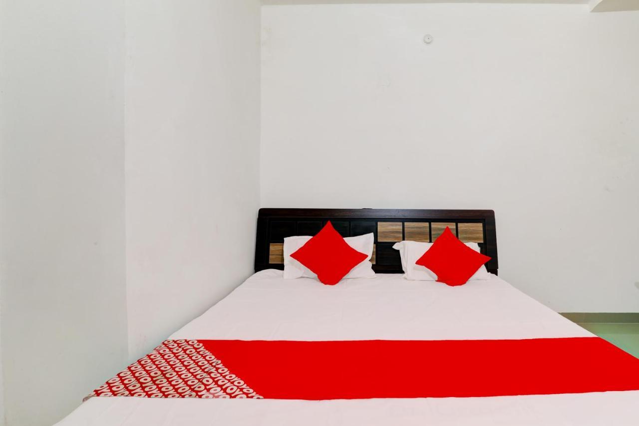 Chinhat Oyo Flagship Shine Hotel מראה חיצוני תמונה