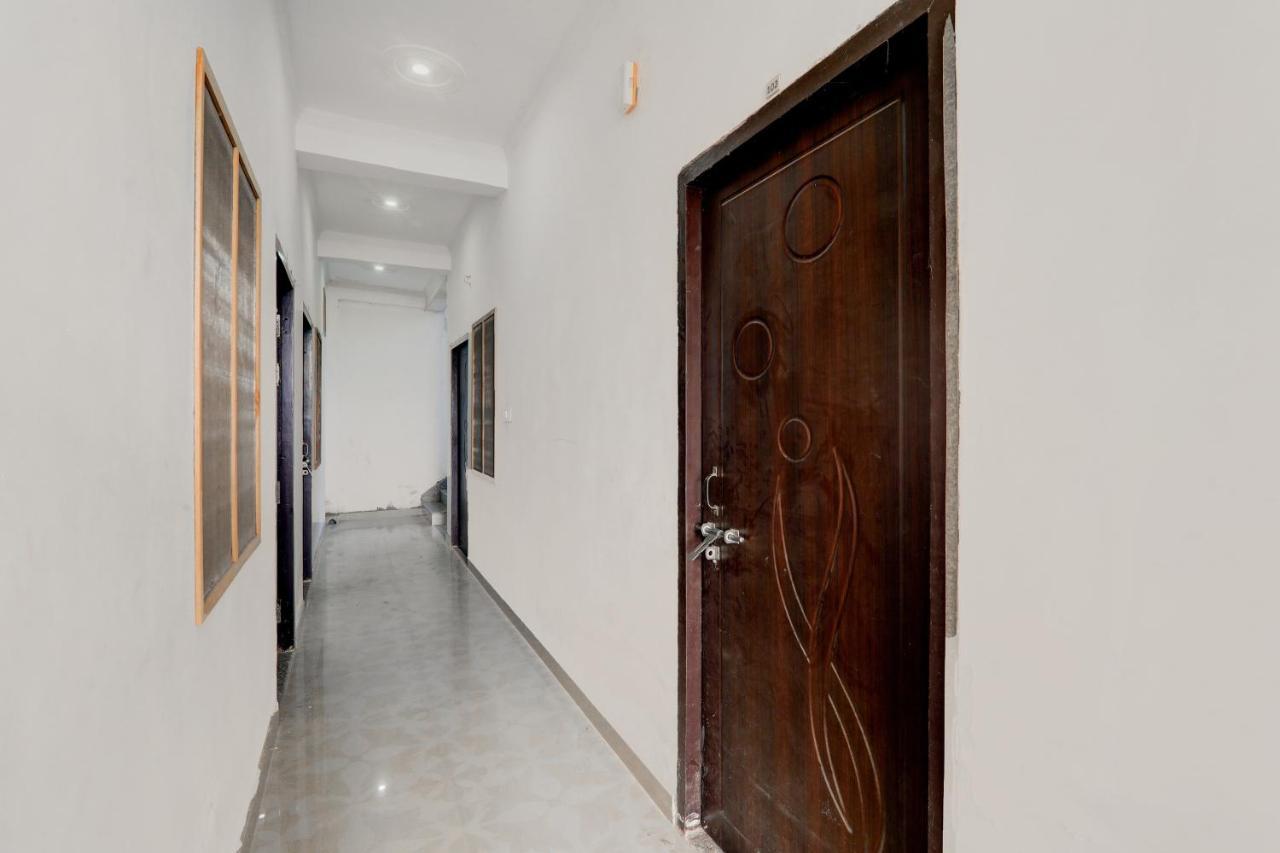 Chinhat Oyo Flagship Shine Hotel מראה חיצוני תמונה